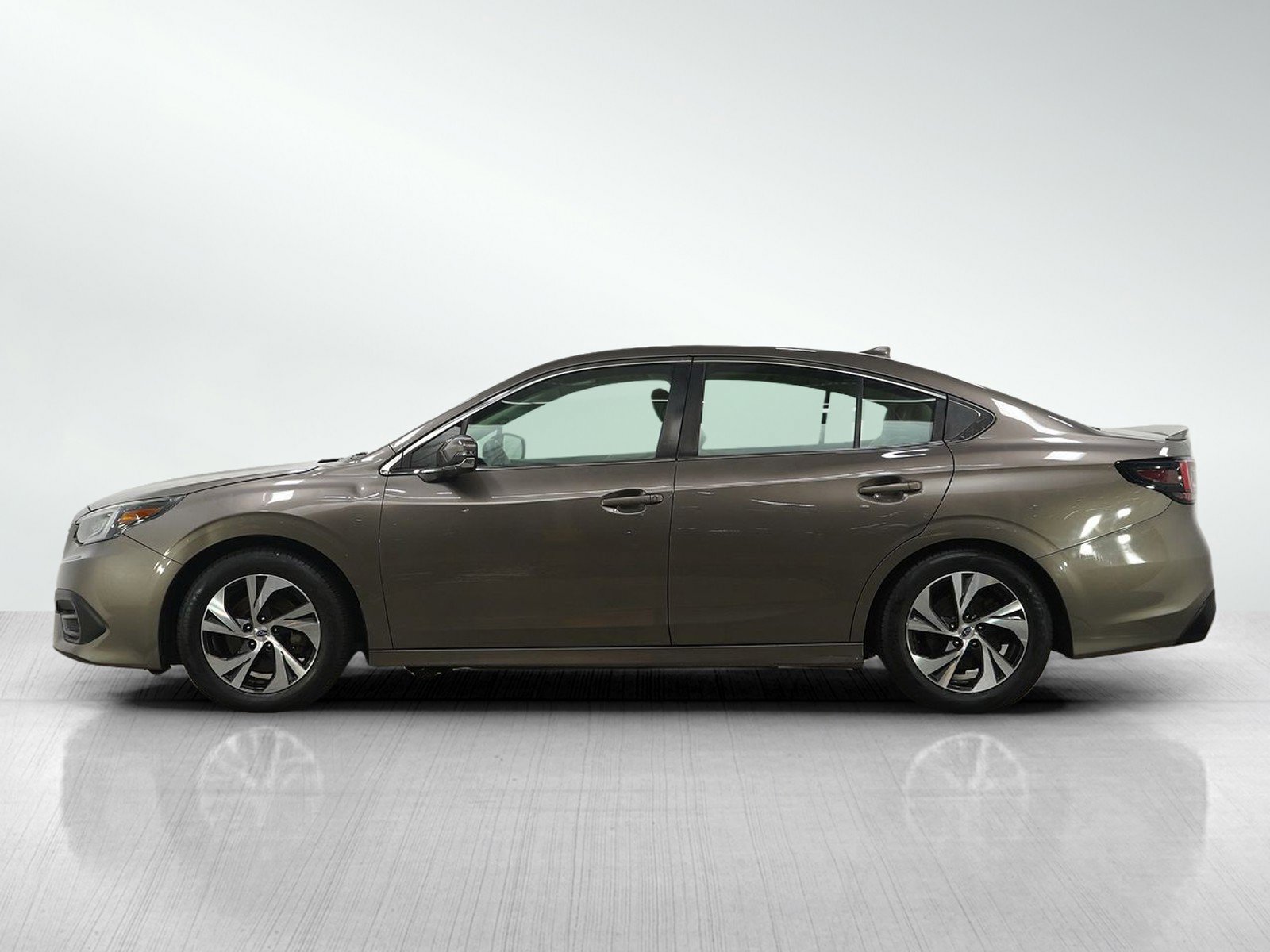 Used 2021 Subaru Legacy Premium image 2