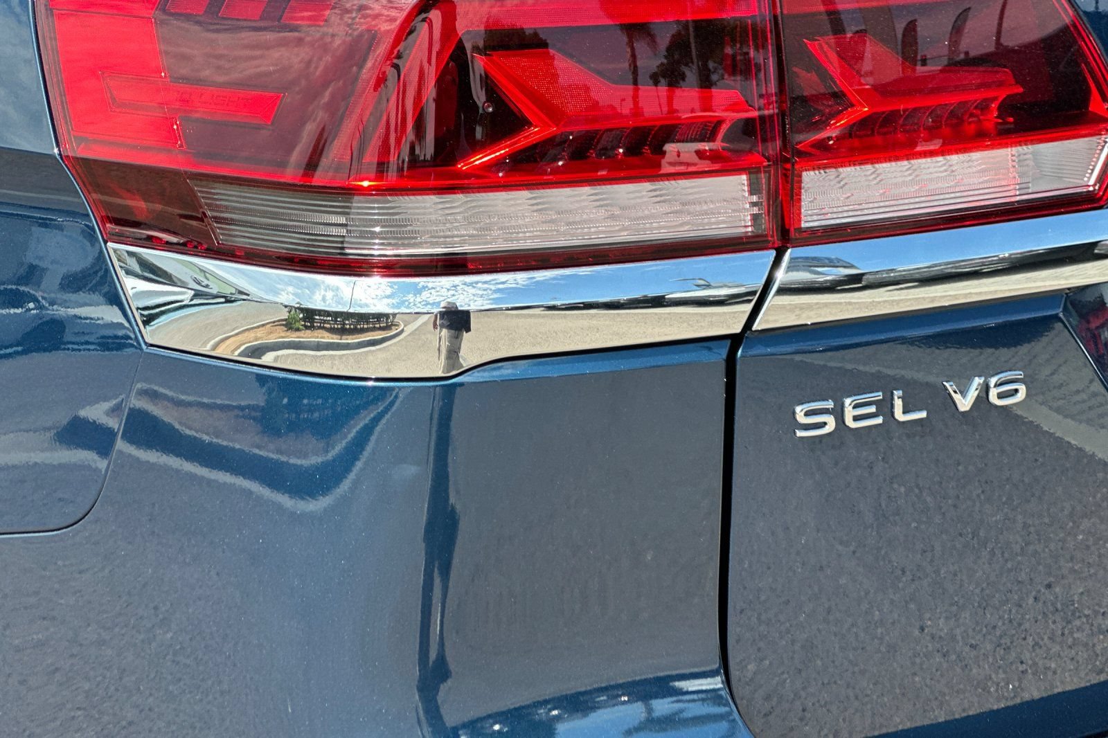 Used 2023 Volkswagen Atlas SEL AWD/4WD image 27