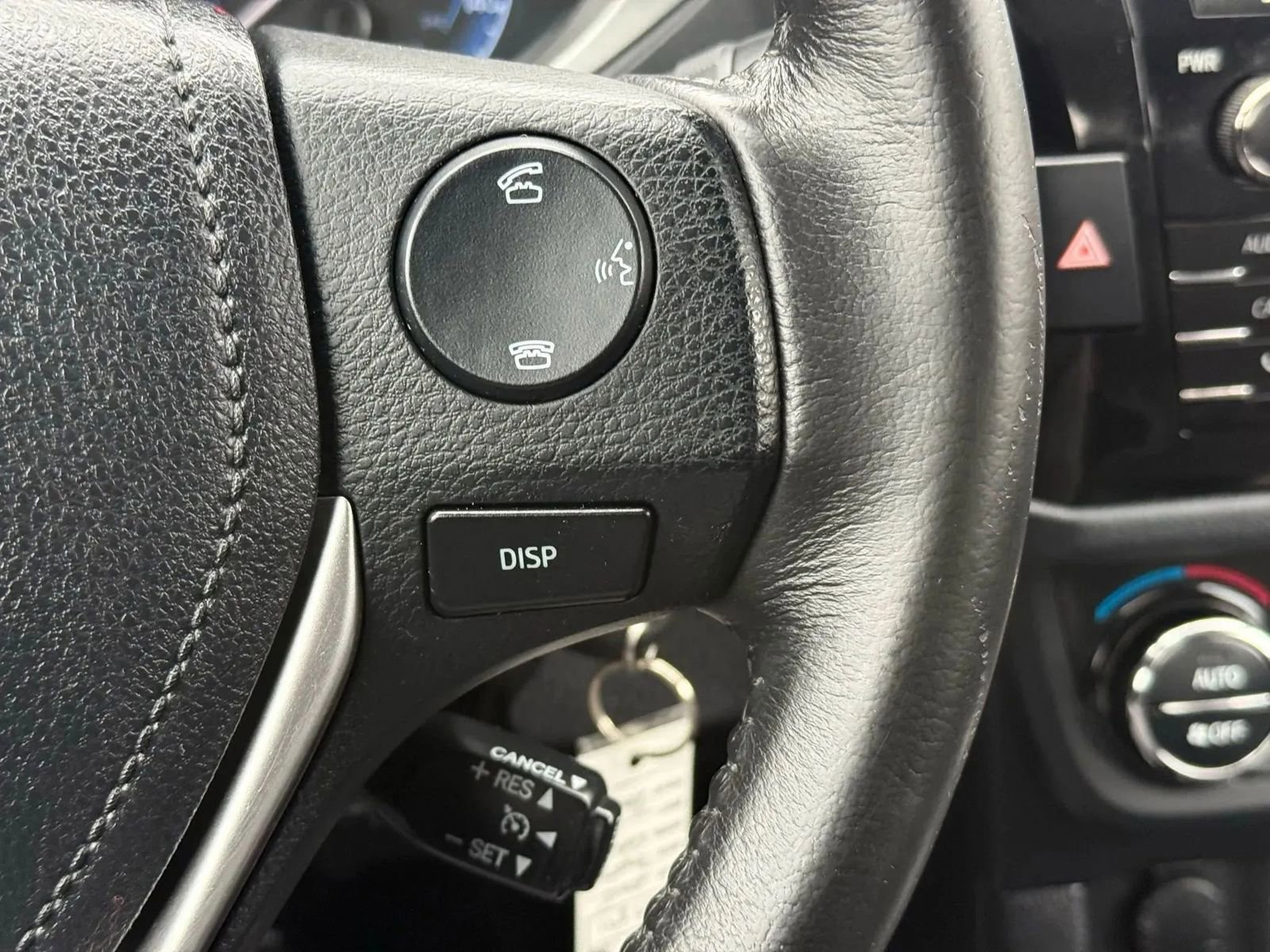 Used 2015 Toyota Corolla S image 21