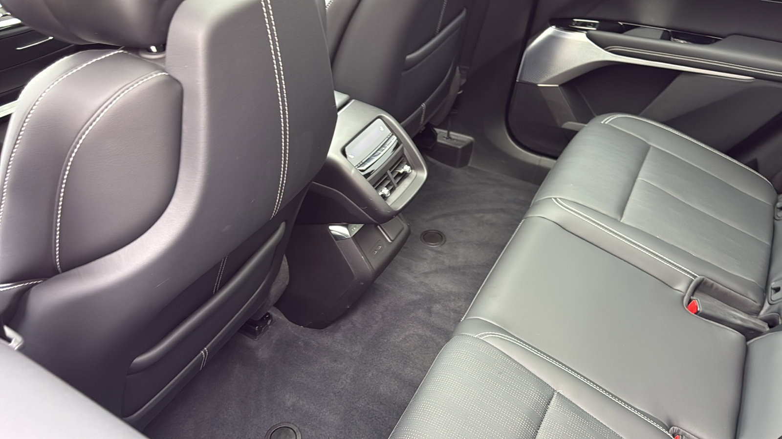 Certified 2024 Cadillac Lyriq Luxury w/ LPO, Floor Liner Package image 29