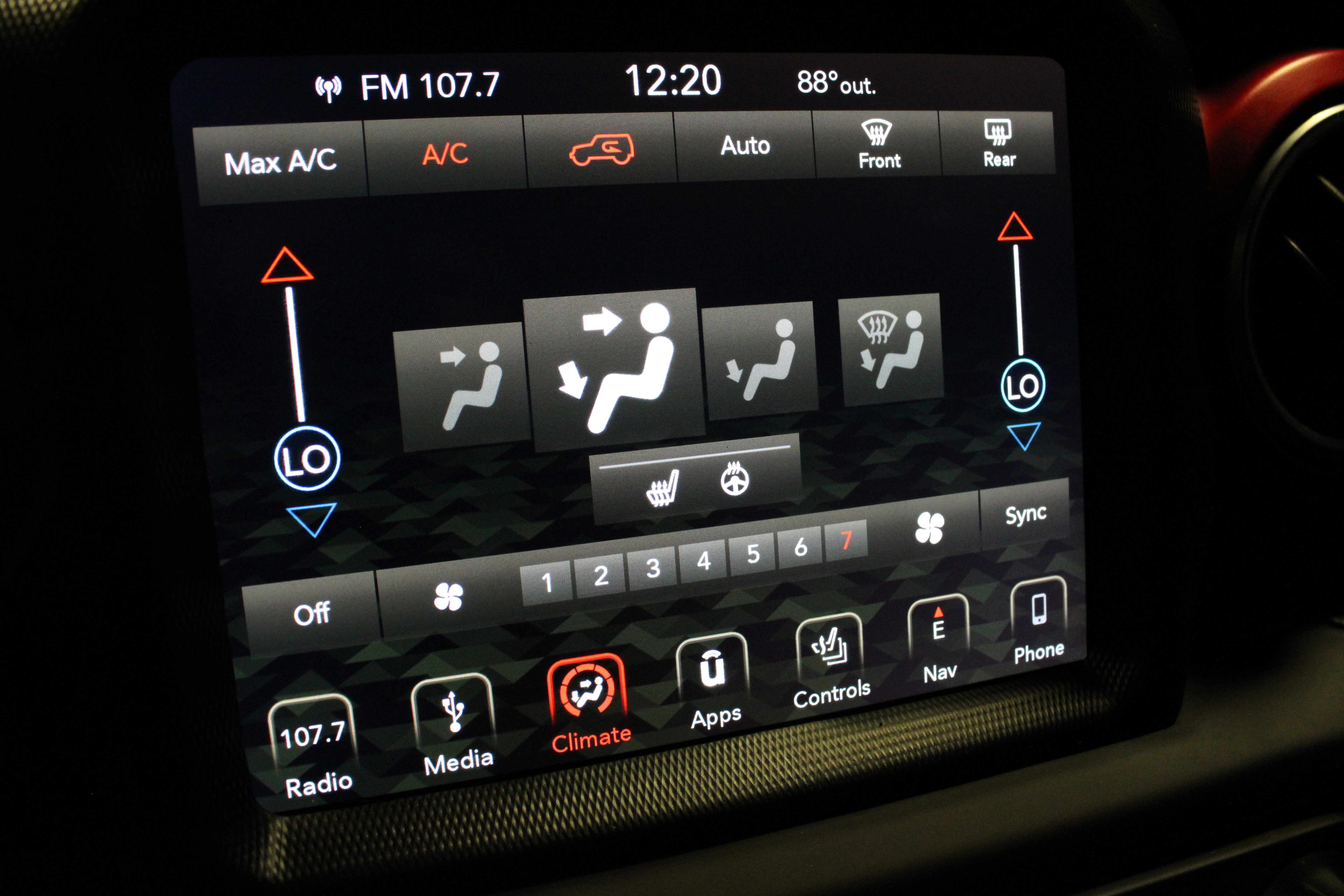 Used 2018 Jeep Wrangler Unlimited Rubicon AWD/4WD image 27