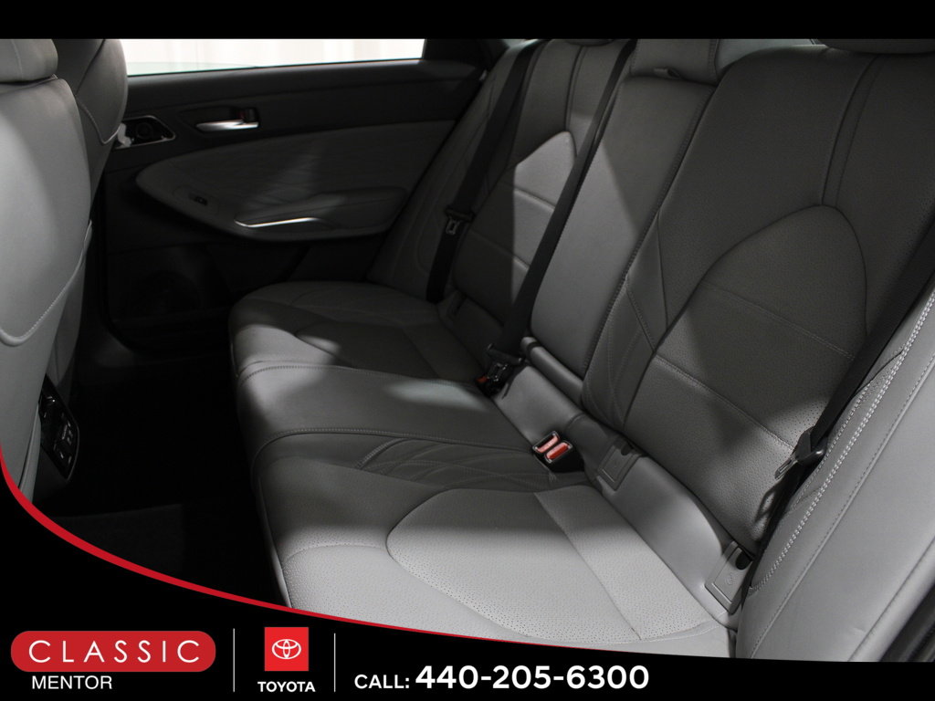 Certified 2019 Toyota Avalon Limited image 19