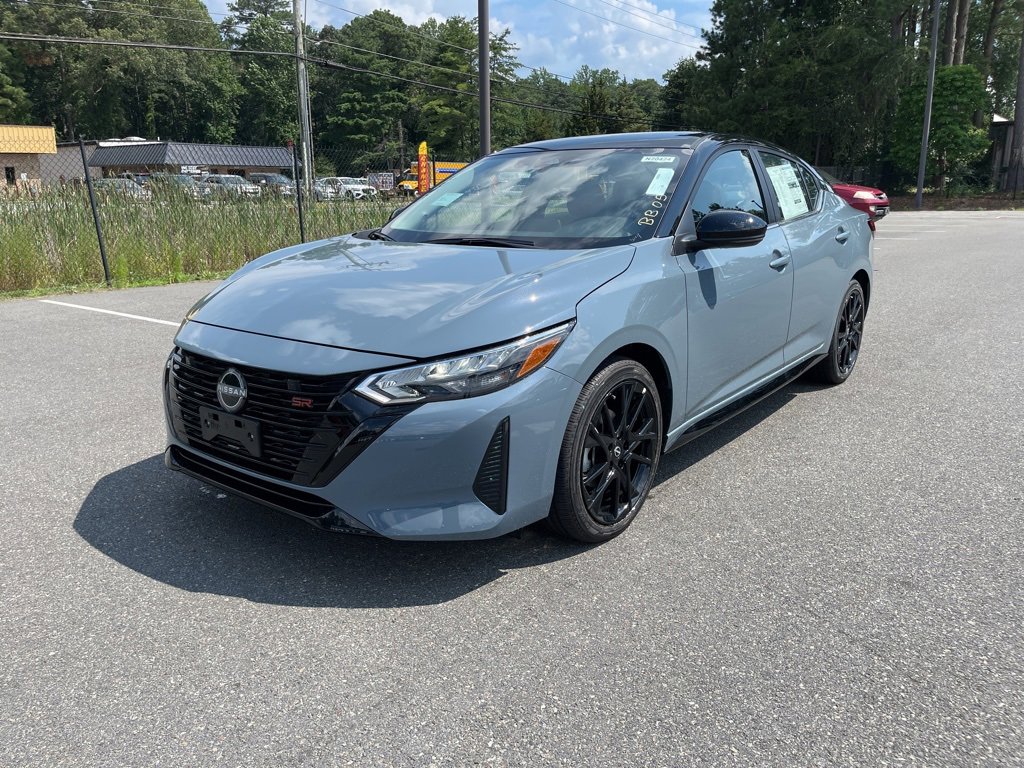New 2025 Nissan Sentra SR w/ Midnight Edition image 2