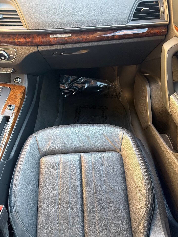 Used 2018 Audi Q5 2.0T Premium Plus w/ Premium Plus Package image 22