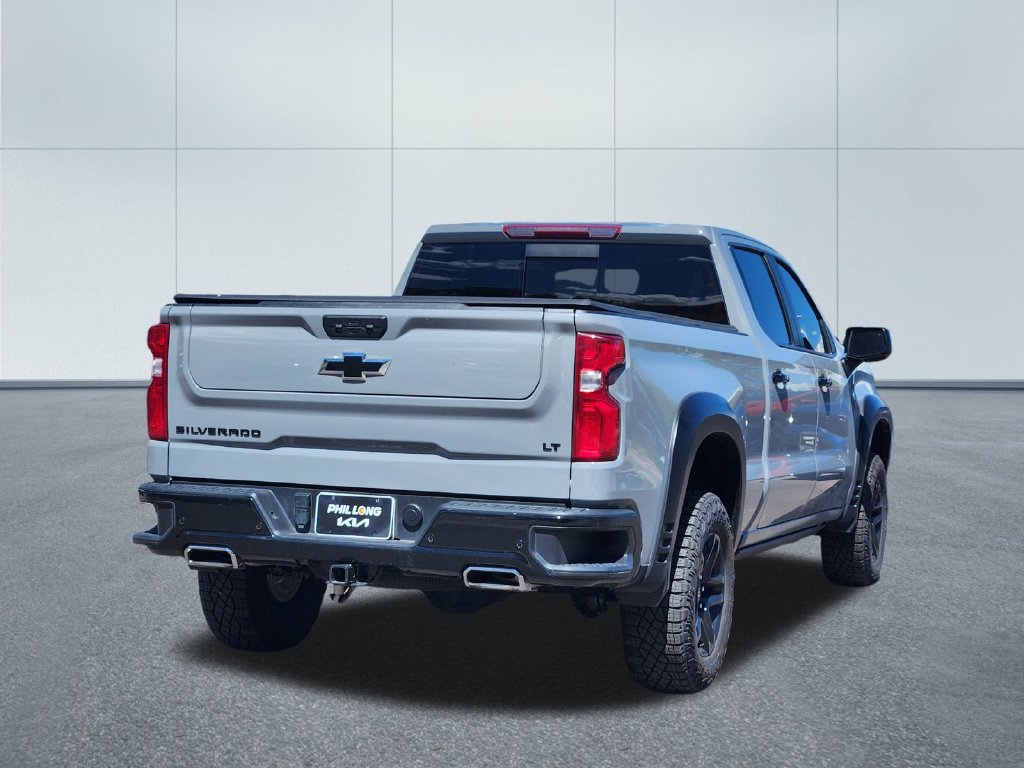 Used 2024 Chevrolet Silverado 1500 LT Trail Boss w/ Convenience Package II AWD/4WD image 5