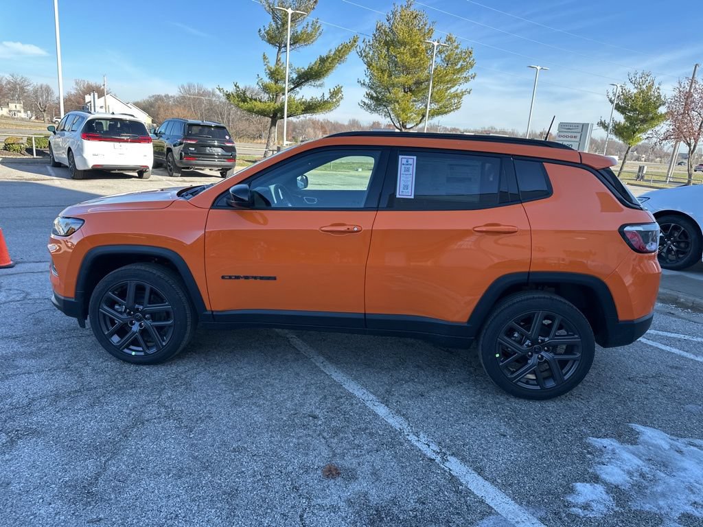 New 2026 Jeep Compass Latitude AWD/4WD image 18