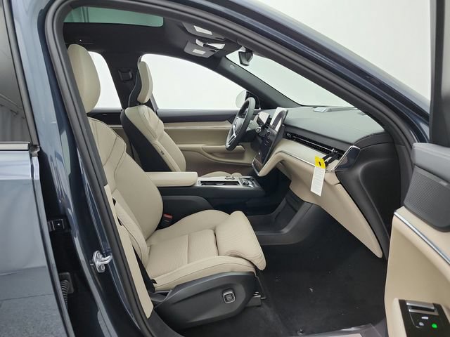New 2026 Volvo XC90 T8 Plus w/ Protection Package Premier AWD/4WD image 26