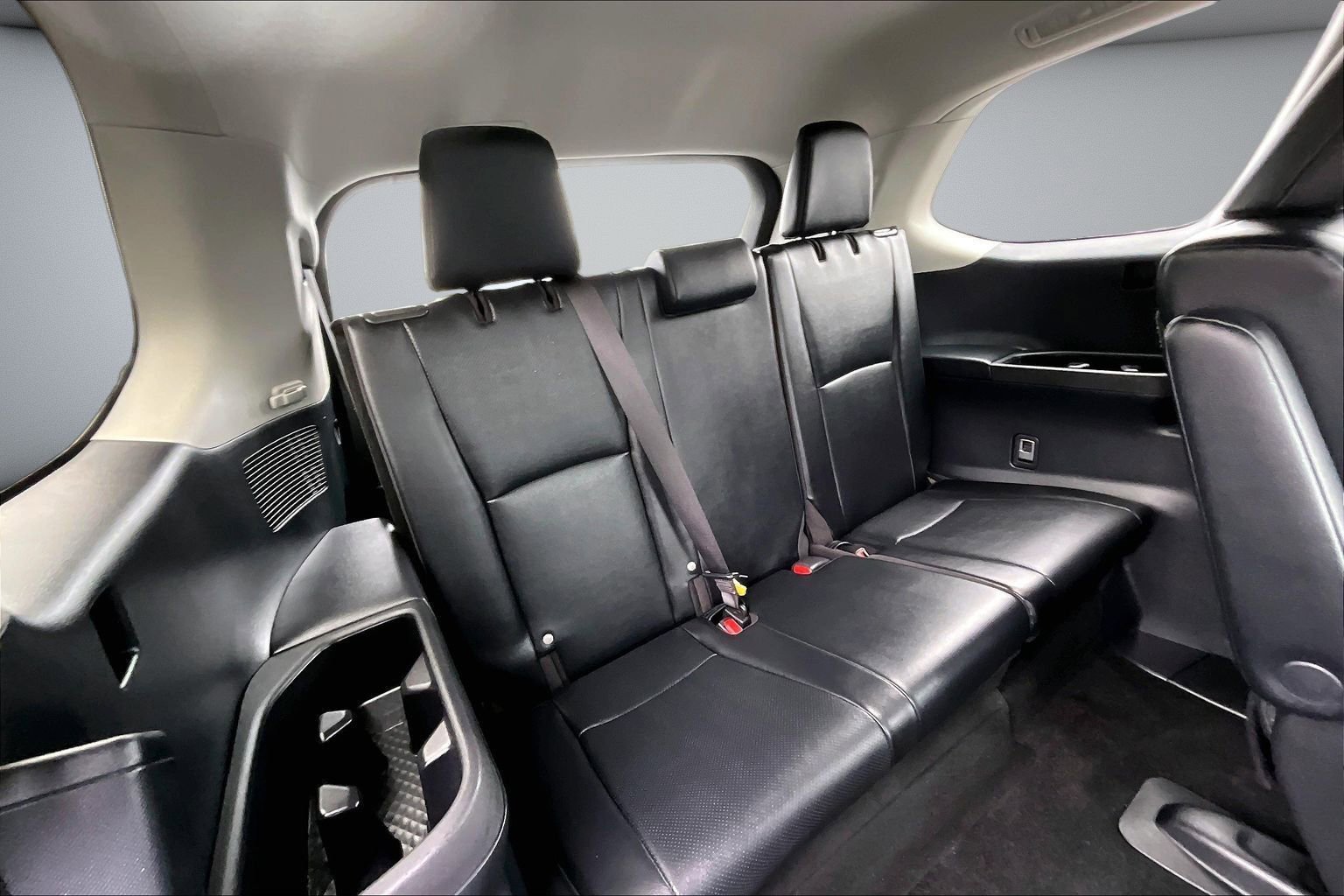 Used 2025 Toyota Grand Highlander FWD image 25