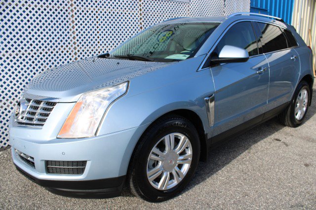 Used 2013 Cadillac SRX Luxury w/ Driver Awareness Package image 8