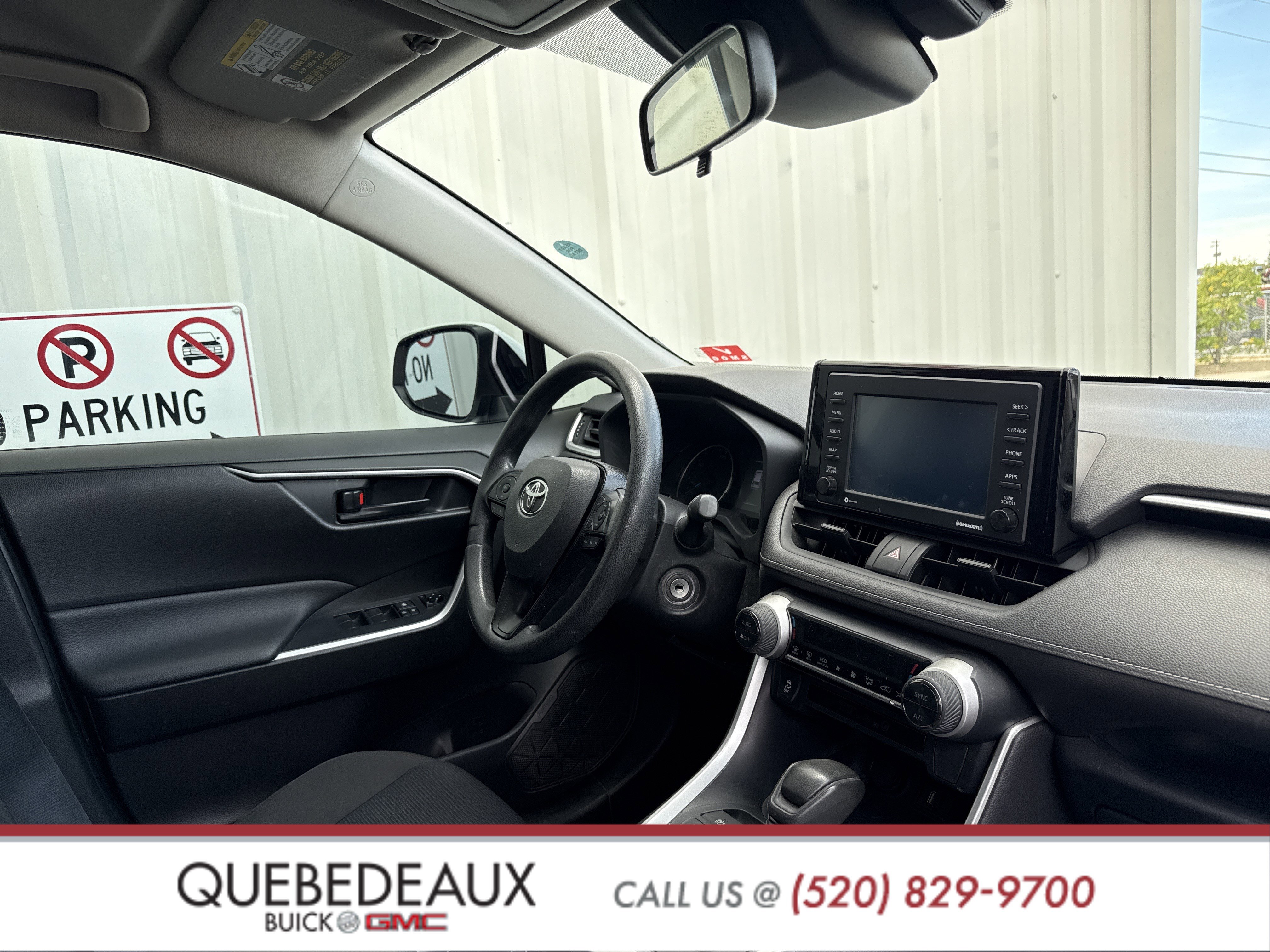 Used 2020 Toyota RAV4 LE image 33