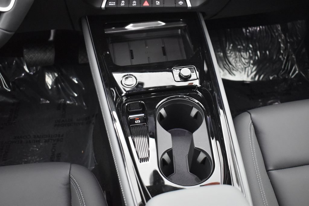 New 2026 Audi Q3 quattro 2.0T AWD/4WD image 17