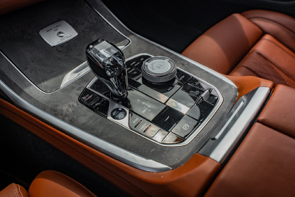 Used 2024 BMW ALPINA XB7 AWD/4WD image 30