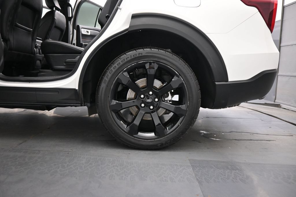Certified 2023 Ford Explorer ST-Line w/ Class IV Trailer Tow Package AWD/4WD image 20