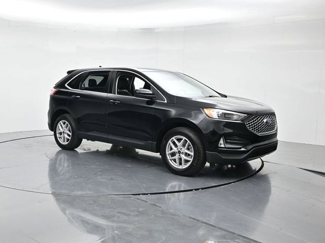 Used 2023 Ford Edge SEL w/ Convenience Package