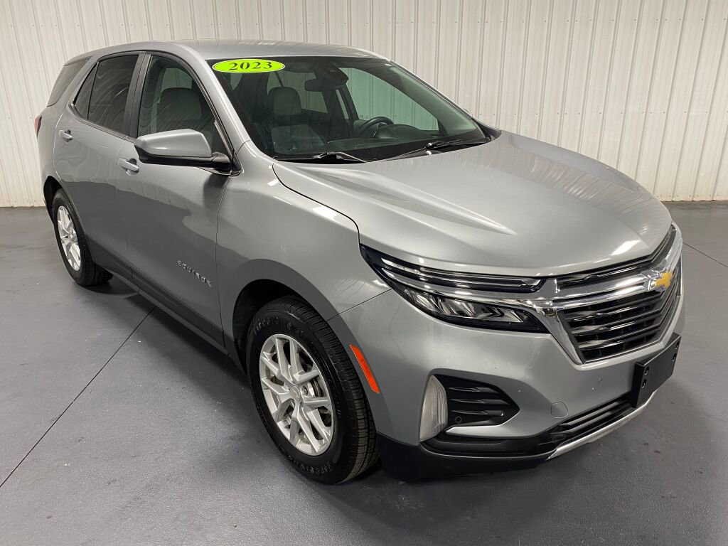Used 2023 Chevrolet Equinox LT w/ Driver Convenience Package image 17
