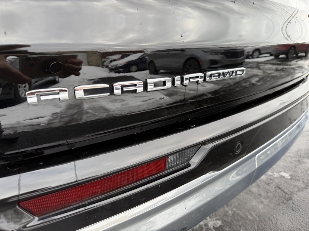 Used 2024 GMC Acadia Denali w/ Super Cruise Package image 11