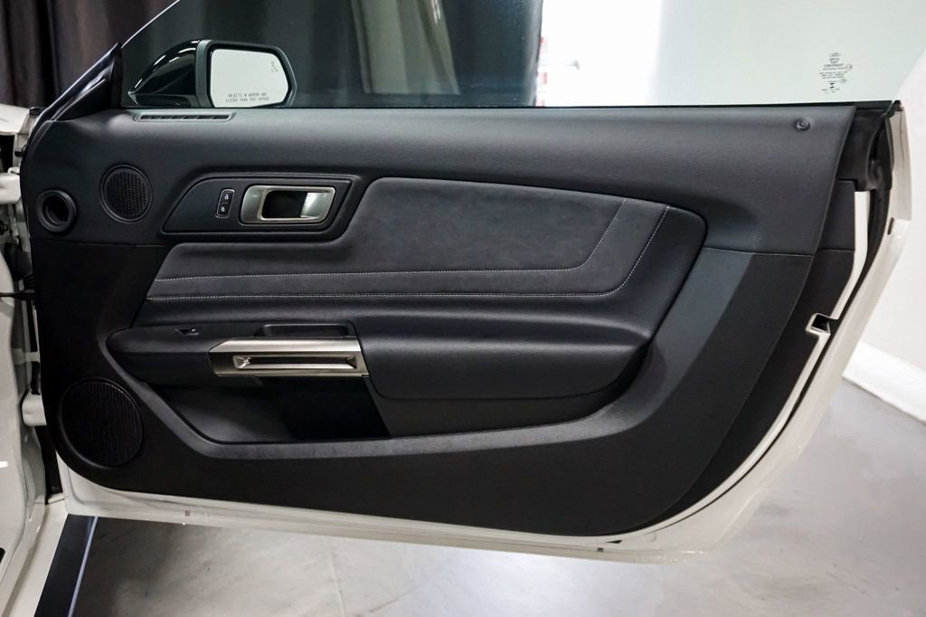 Used 2020 Ford Mustang Shelby GT350 w/ Technology Package image 35