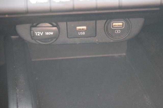 Used 2023 Hyundai Elantra SEL FWD image 8