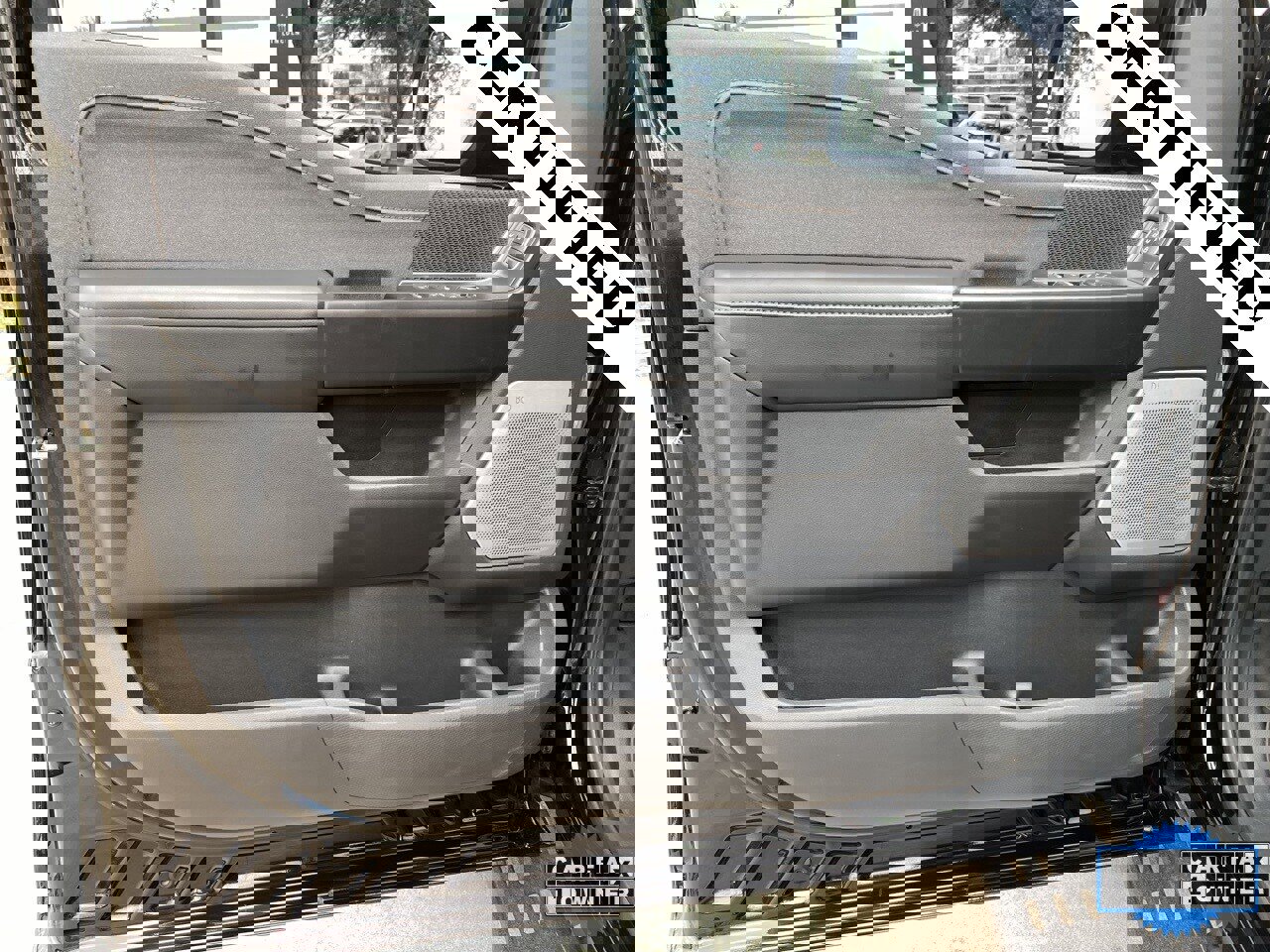 Certified 2023 Ford F150 Raptor w/ Raptor Carbon Fiber Package image 37