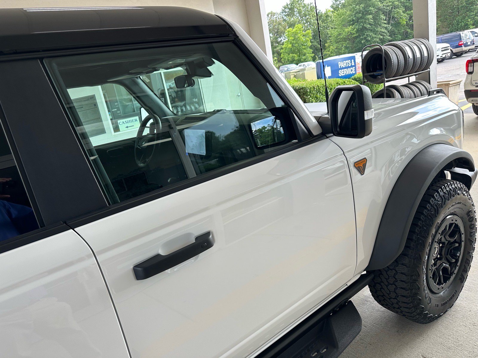 Certified 2025 Ford Bronco Badlands AWD/4WD image 10