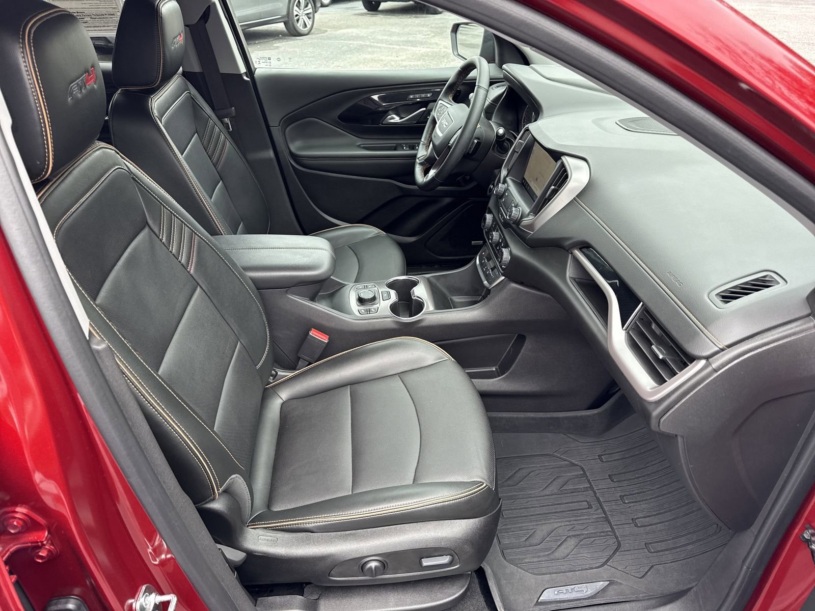 Used 2024 GMC Terrain AT4 w/ Infotainment Package II image 36