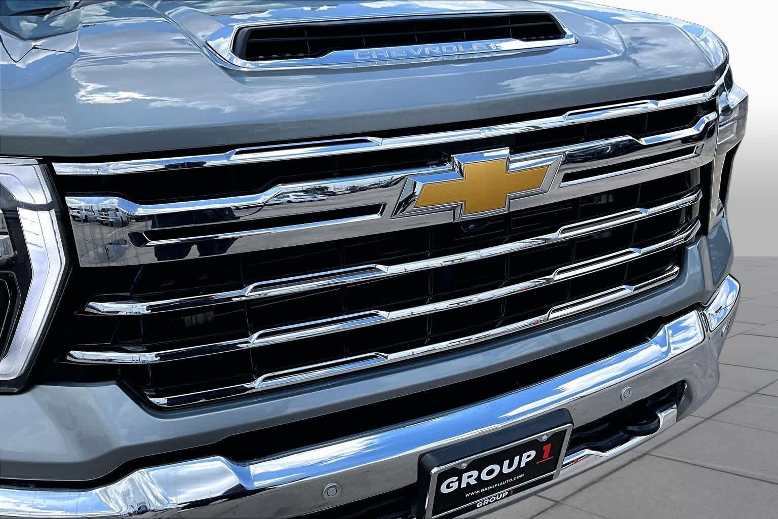 Used 2024 Chevrolet Silverado 2500 LTZ w/ LTZ Texas Edition AWD/4WD image 30