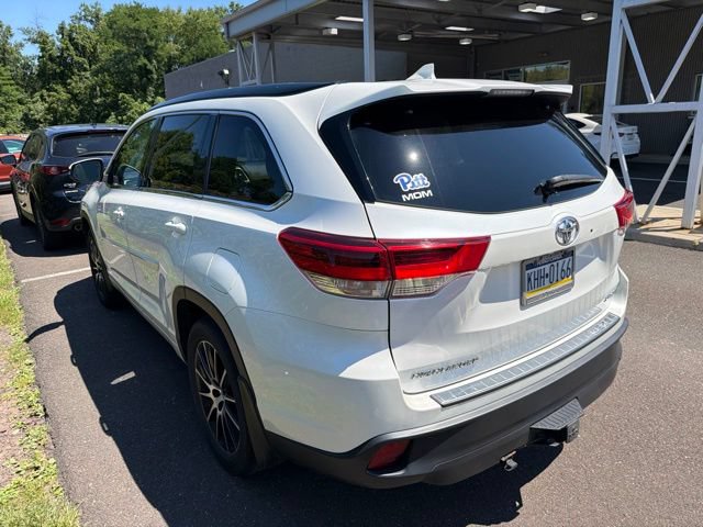 Used 2017 Toyota Highlander SE AWD/4WD image 7