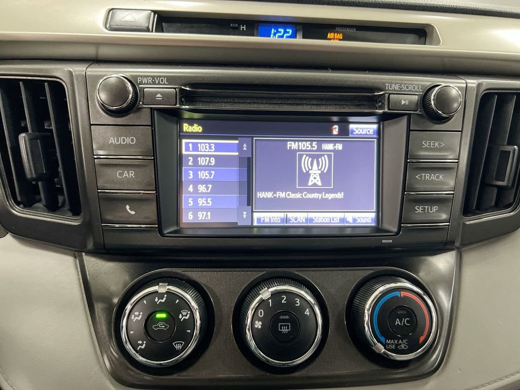 Used 2015 Toyota RAV4 LE AWD/4WD image 14