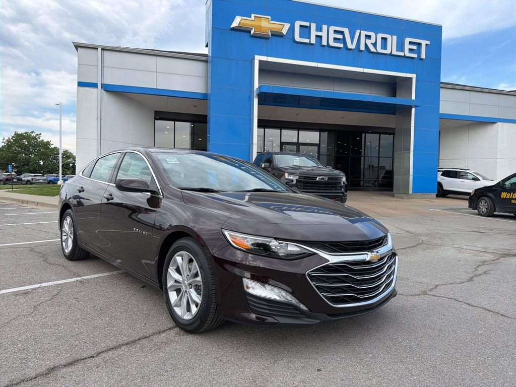 Certified 2021 Chevrolet Malibu LT FWD image 1