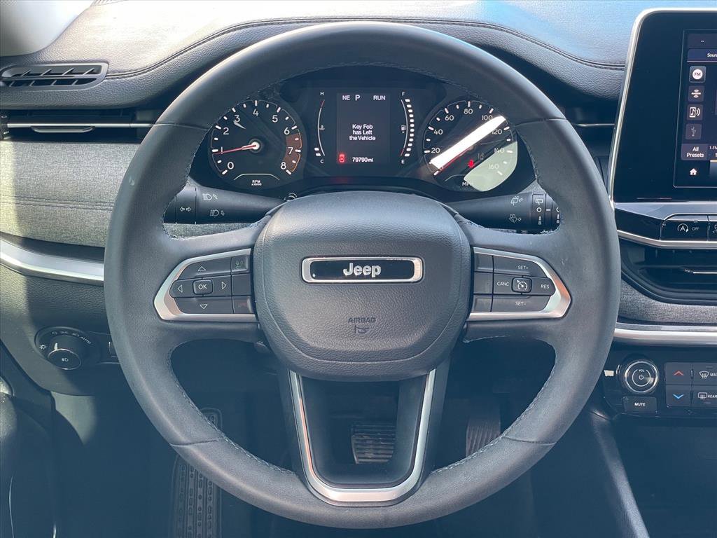 Used 2022 Jeep Compass Latitude FWD image 12