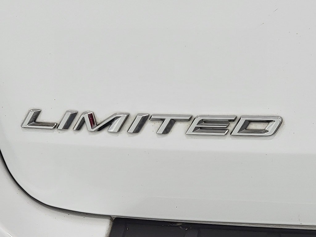 Used 2020 Ford Explorer Limited w/ Class III Trailer Tow Package AWD/4WD image 10