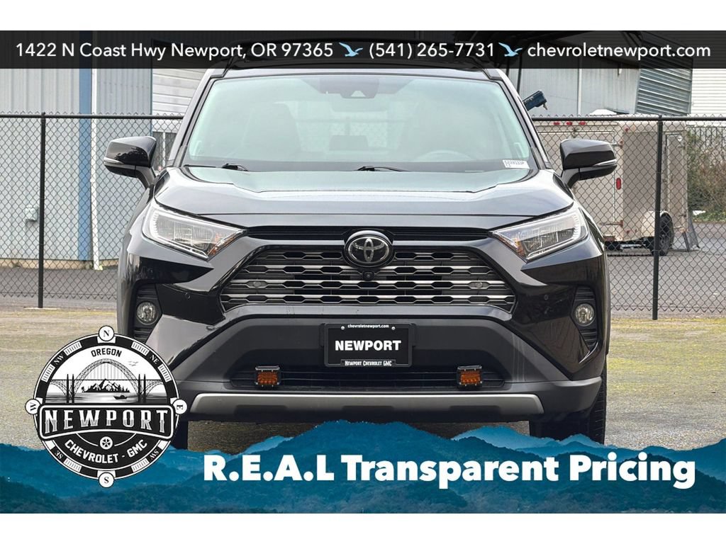 Used 2021 Toyota RAV4 Limited AWD/4WD image 9