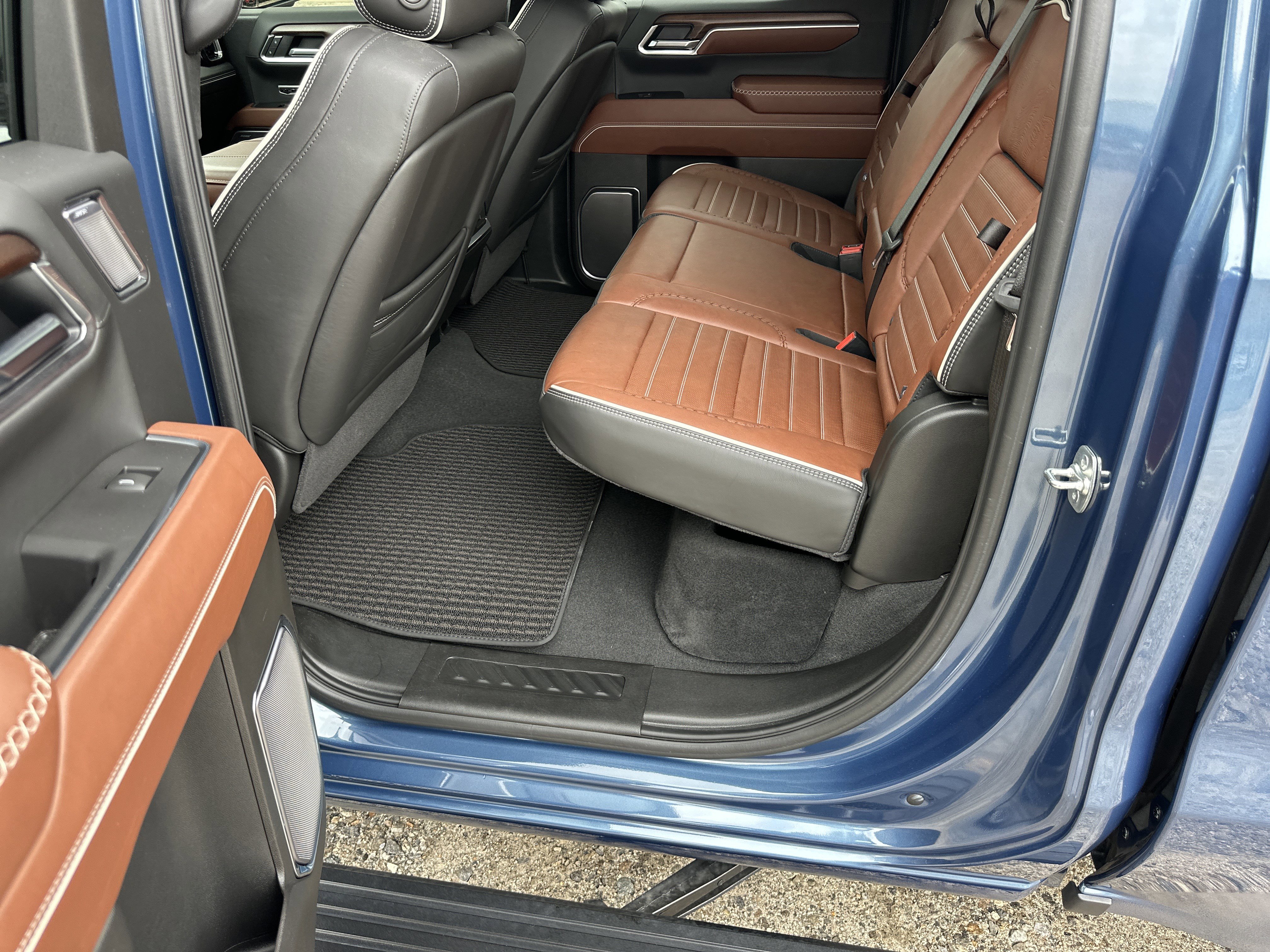 Certified 2025 GMC Sierra 1500 Denali Ultimate AWD/4WD image 22