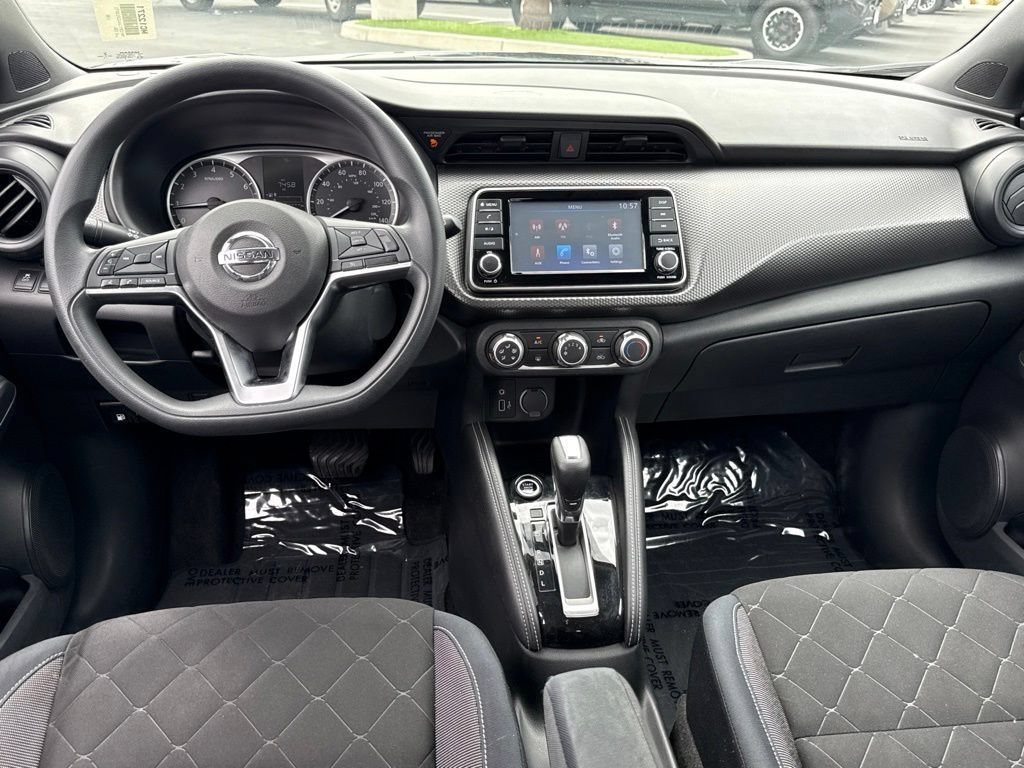 Used 2018 Nissan Kicks S FWD image 30