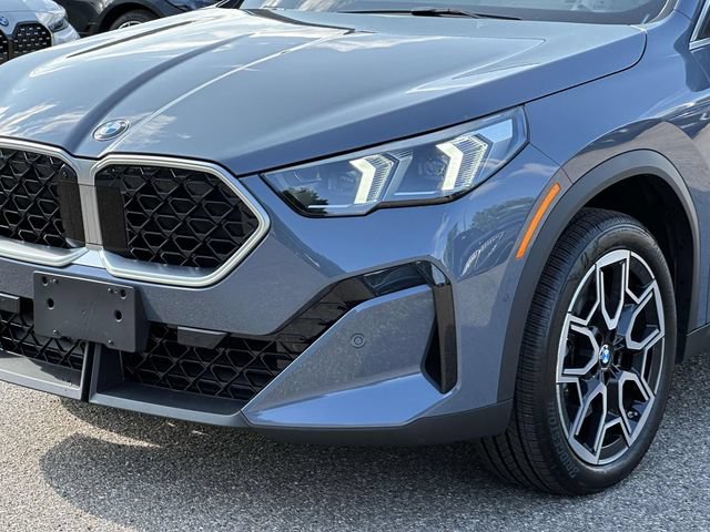Used 2025 BMW X2 xDrive28i w/ Premium Package AWD/4WD image 12