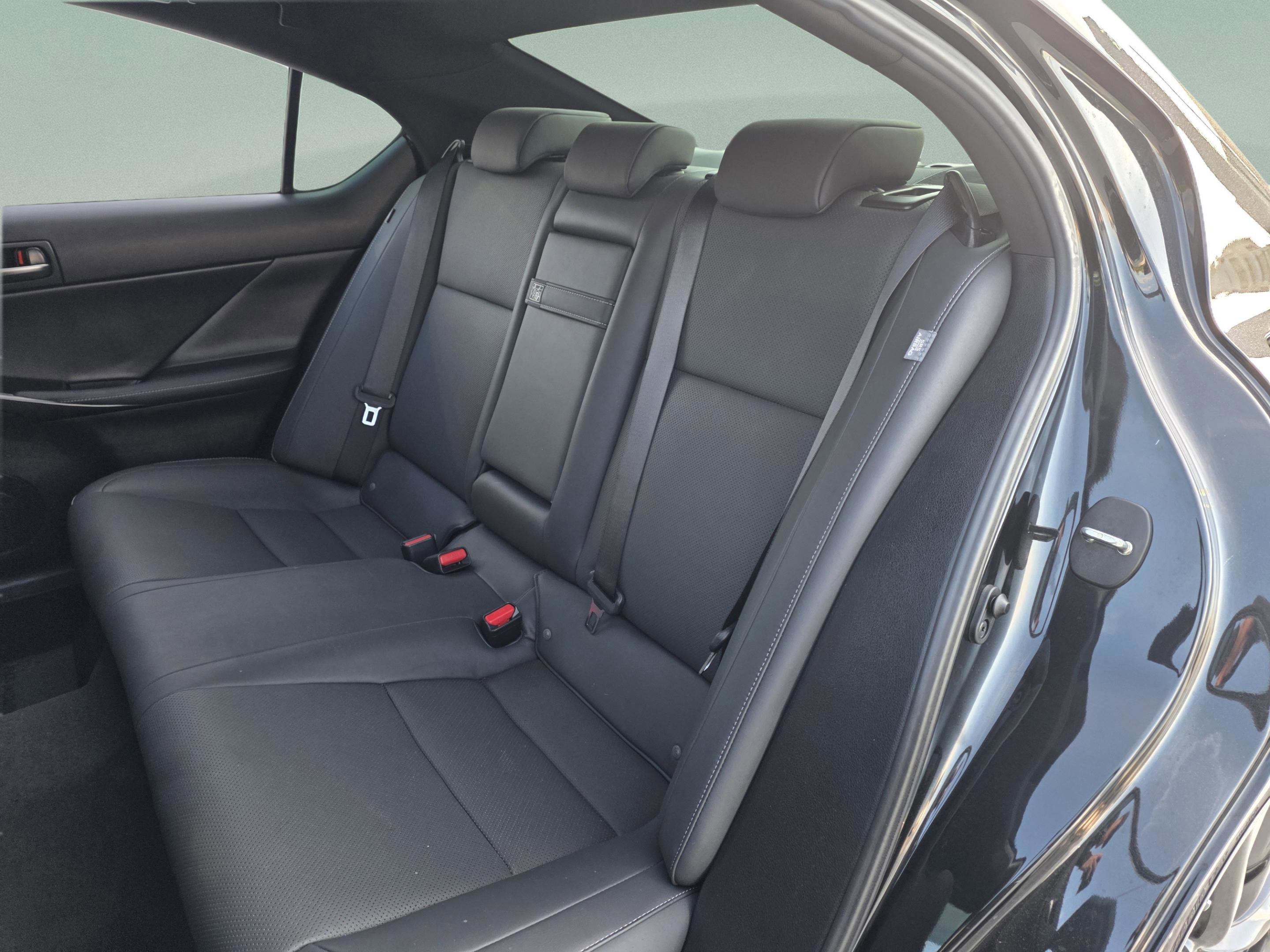 Used 2023 Lexus IS 350 F Sport image 27