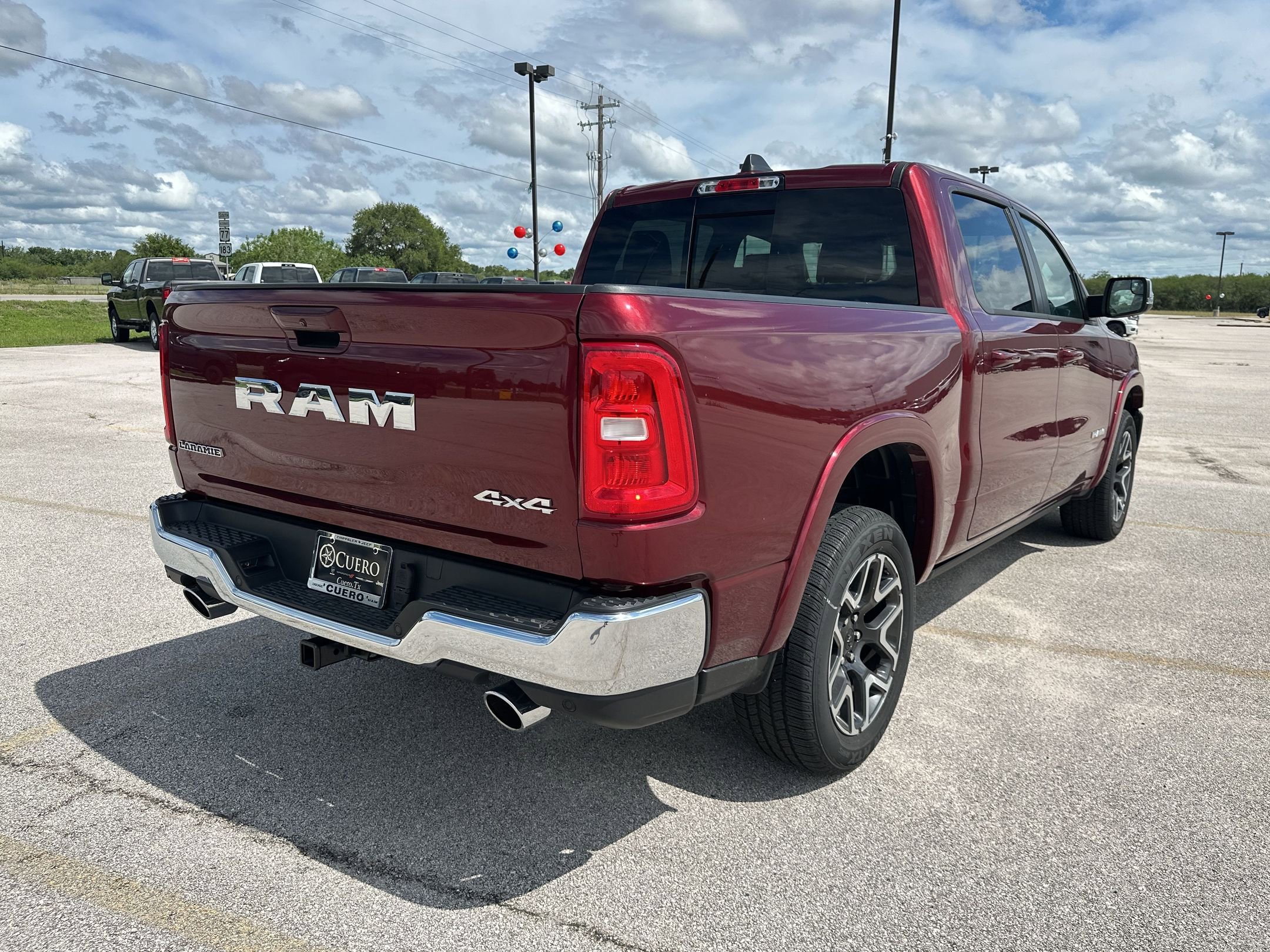 Used 2025 RAM 1500 Laramie AWD/4WD image 5