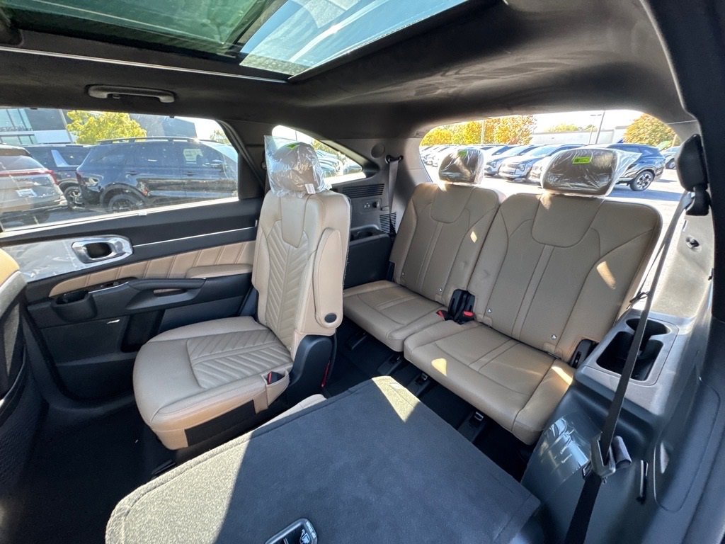 New 2026 Kia Sorento SX Prestige image 10