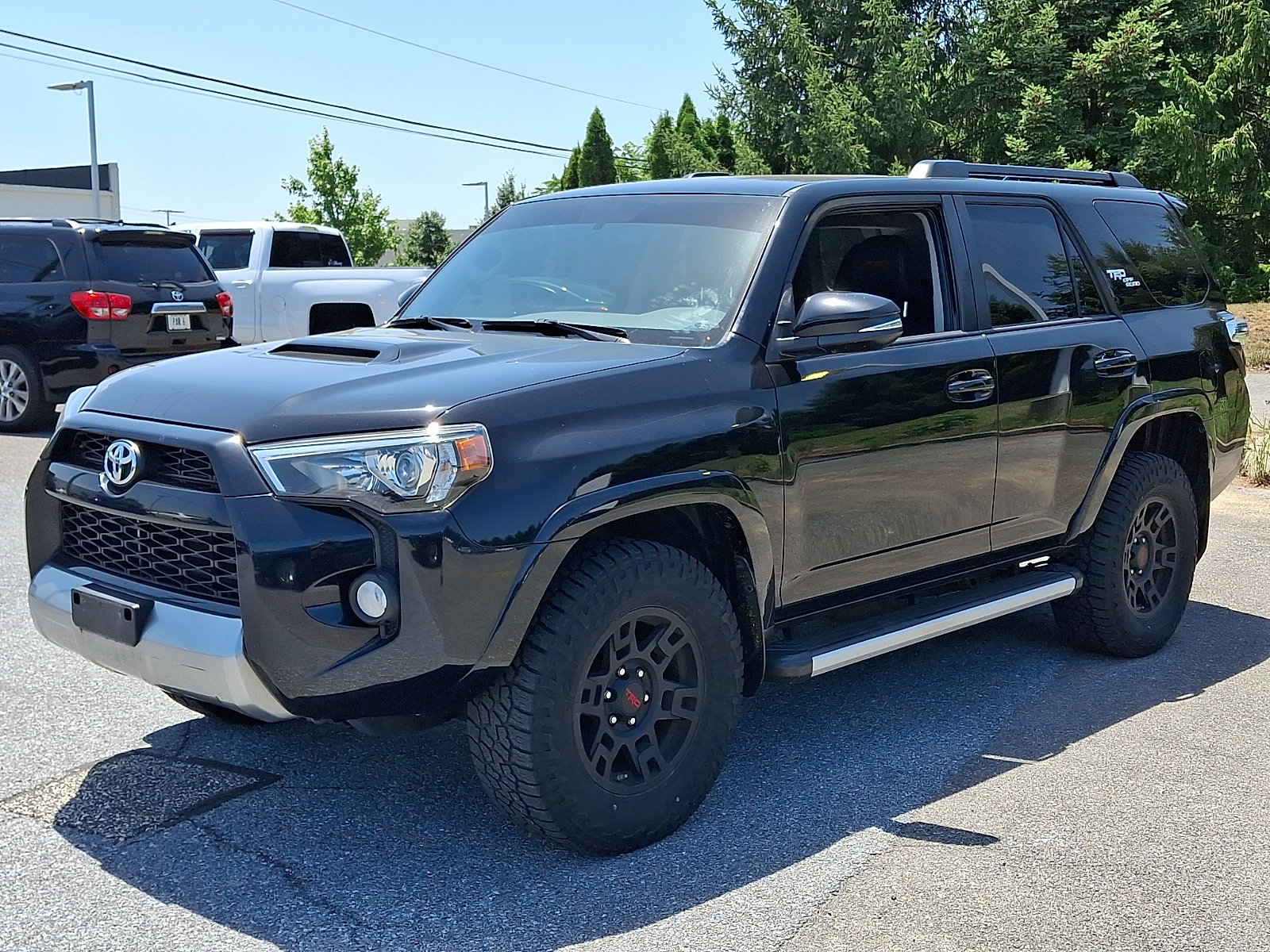Used 2019 Toyota 4Runner TRD Off-Road Premium AWD/4WD image 3