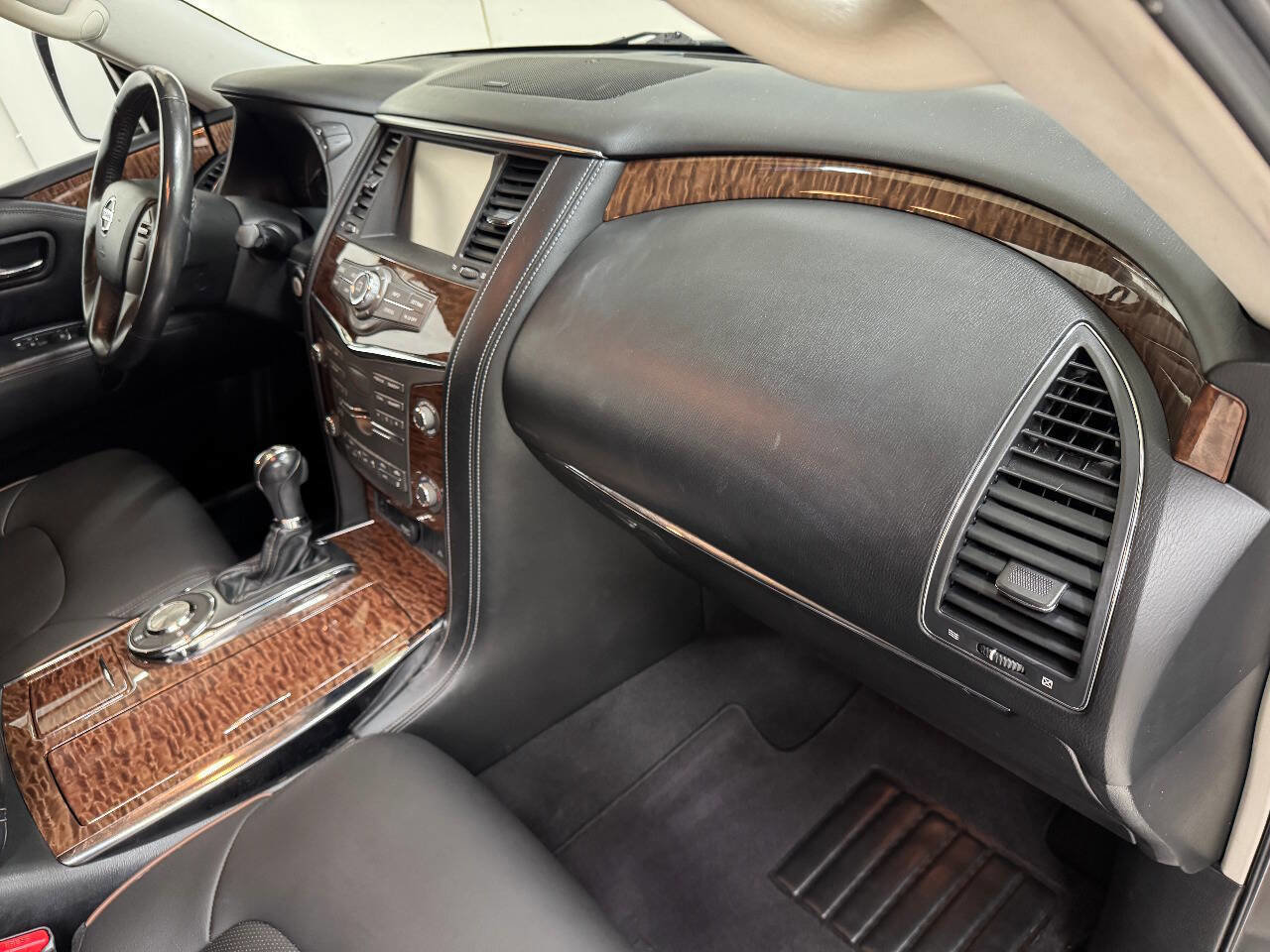 Used 2017 Nissan Armada SL image 40