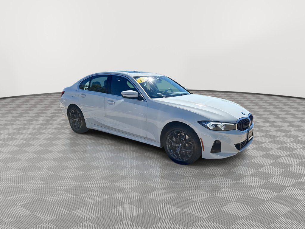 Used 2026 BMW 330i xDrive Sedan AWD/4WD image 2