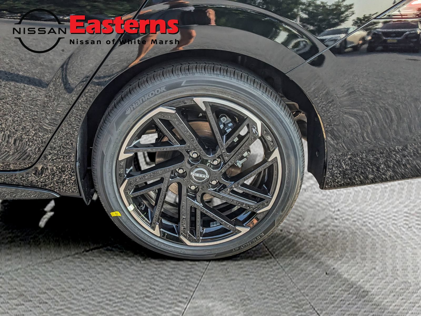 New 2026 Nissan Sentra SR w/ SR Premium Package FWD image 28