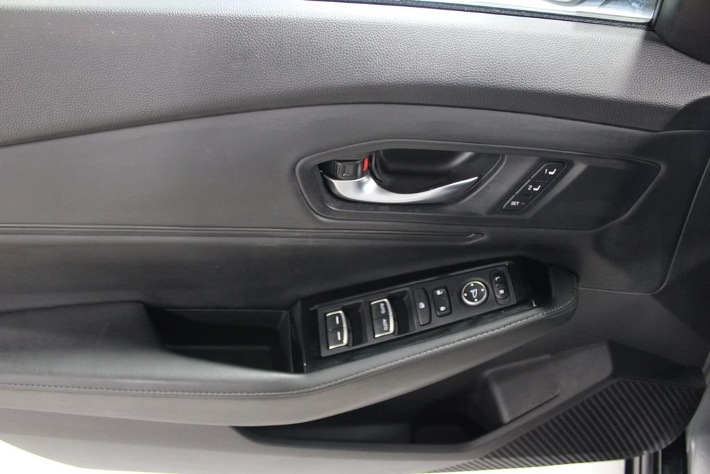 Used 2023 Honda Accord Touring image 7