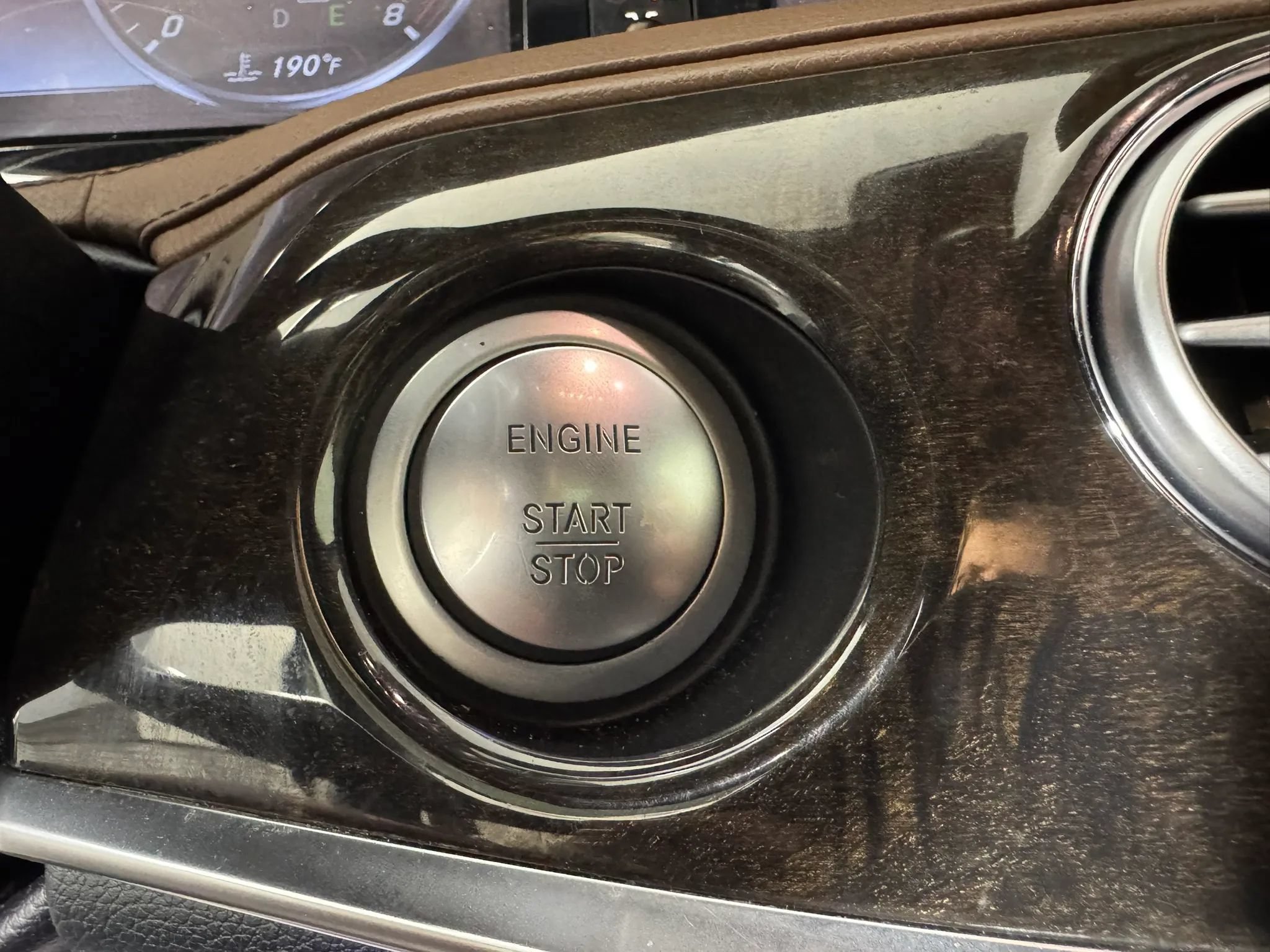 Used 2015 Mercedes-Benz S 550 Sedan image 17