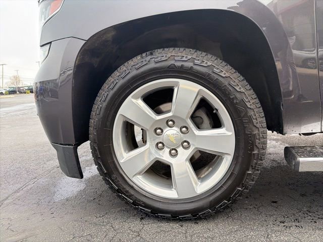 Used 2018 Chevrolet Tahoe LT w/ LT Signature Package image 9