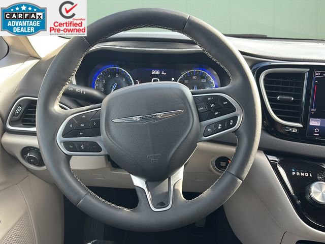 Certified 2024 Chrysler Pacifica Touring-L image 25
