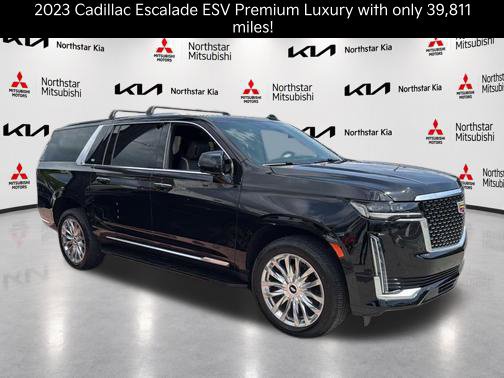 Used 2023 Cadillac Escalade ESV Premium Luxury AWD/4WD image 8