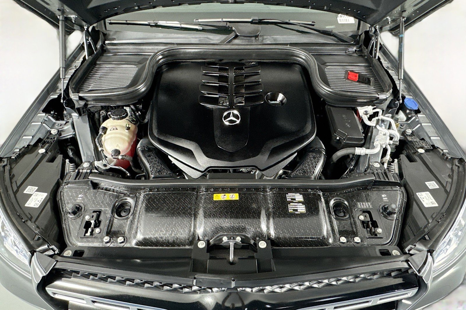 Used 2022 Mercedes-Benz GLS 580 4MATIC image 13