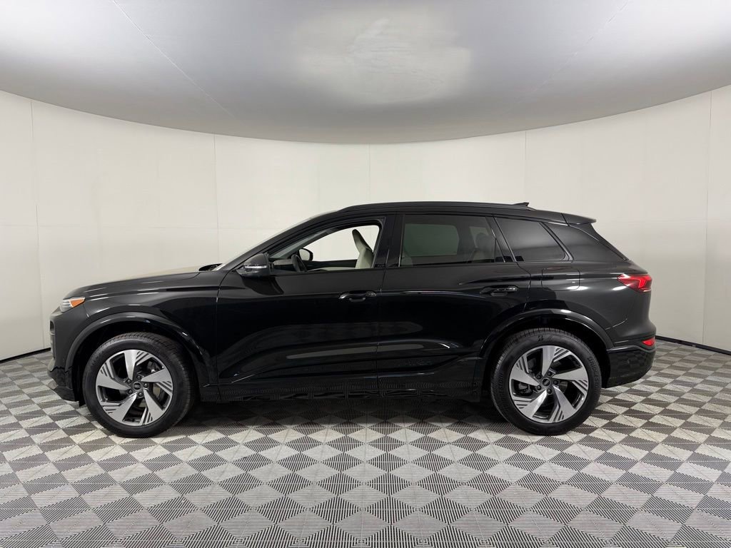 Used 2025 Audi Q6 e-tron Premium Plus w/ Premium Plus AWD/4WD image 9