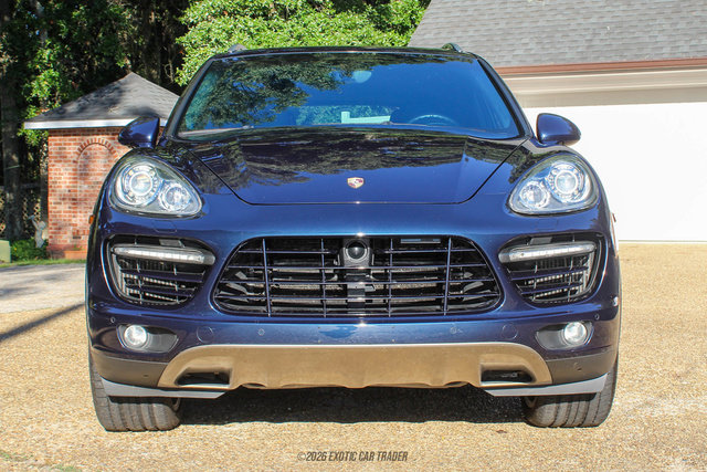 Used 2012 Porsche Cayenne Turbo AWD/4WD image 12